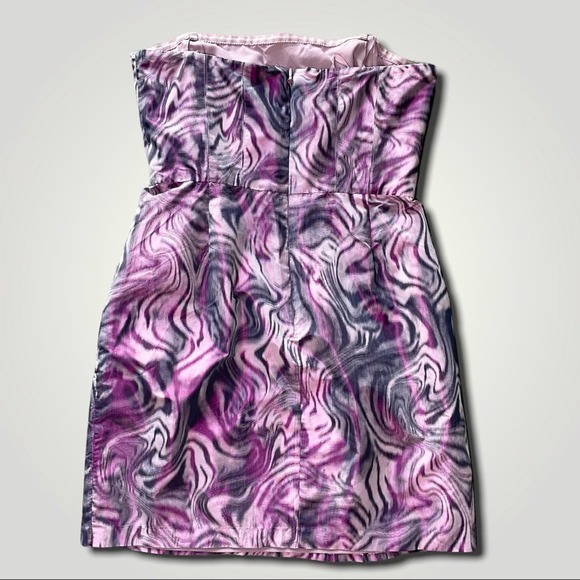 BCBG MAXAZRIA Y2K SHARKSKIN PURPLE PINK IRIDESCENT STRAPLESS MINI PARTY DRESS 6 - Picture 3 of 9